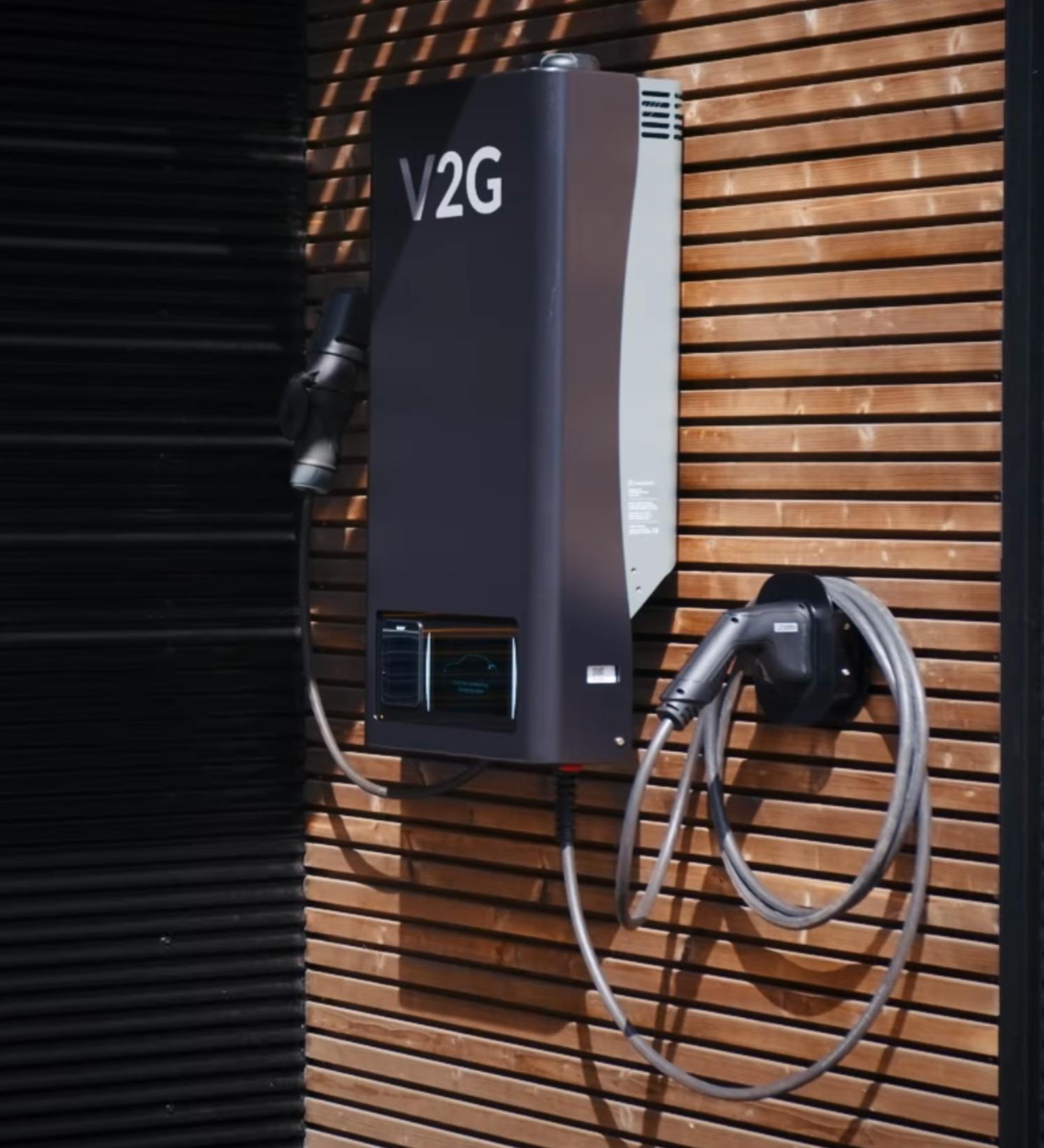 V2G зарядка CCS1 / CCS2 для Rivian R1, Lucid Air, Porsche taycan 800V. Двонаправлена станція 22кВт.