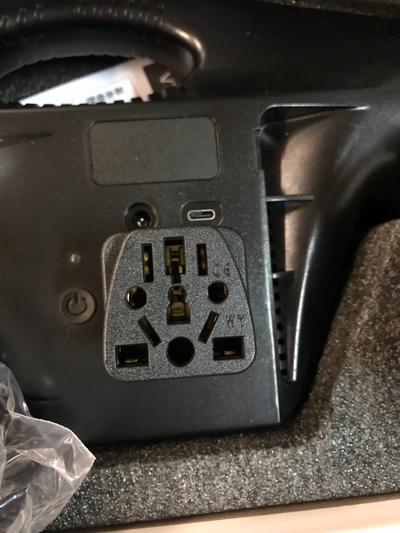 Розрядник V2H V2L для VW ID4 ID6 Nissan Ariya Toyota bz4x 3кВт
