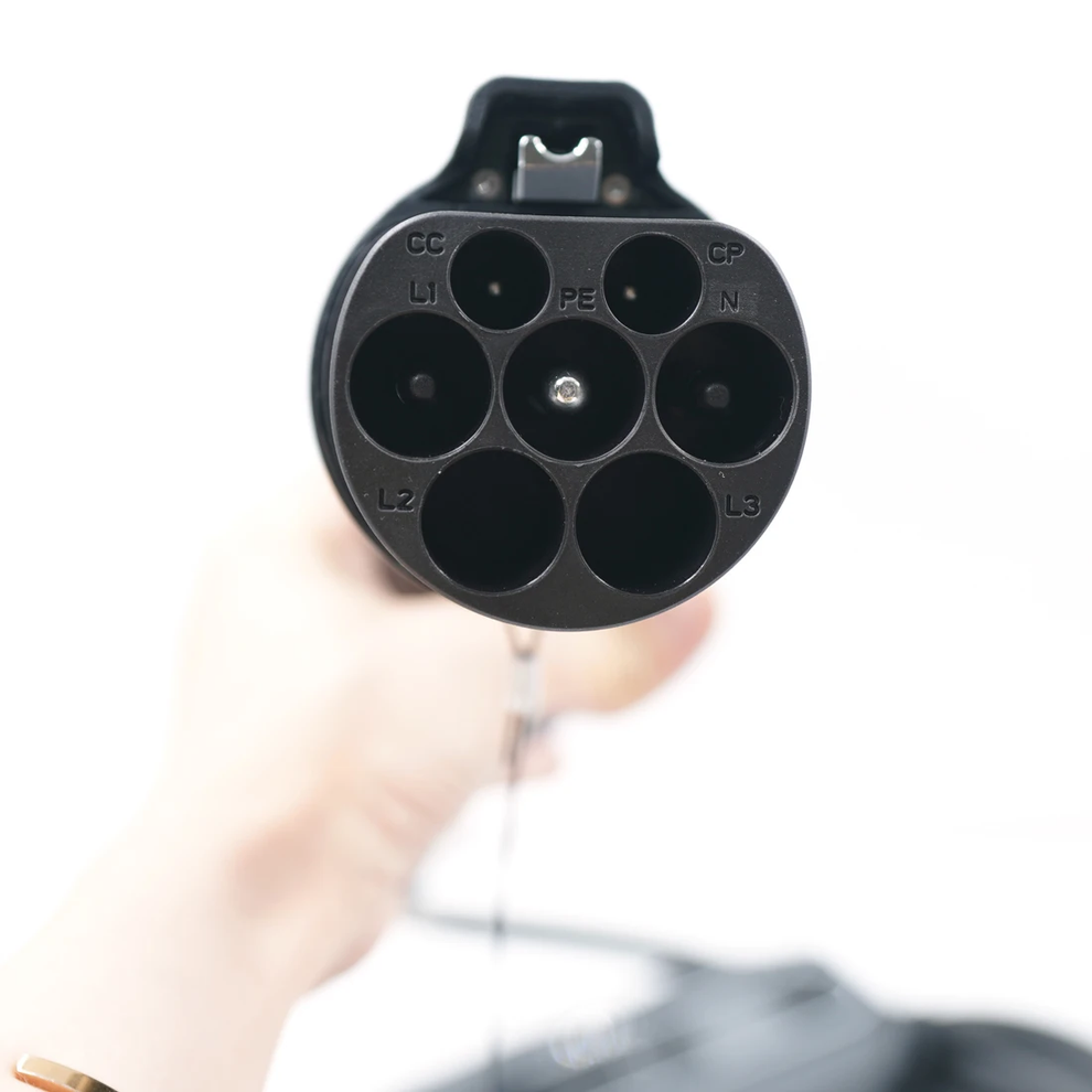 Зарядка GBT 32A 7квт mnv, ID4, bz4x, Ariya